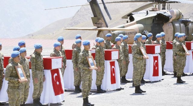 Hakkari şehitleri memleketlerine uğurlandı Hakkari şehitleri memleketlerine uğurlandı