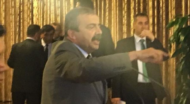 HDP'li Önder'e 'sayın Öcalan' tepkisi HDP'li Önder'e 'sayın Öcalan' tepkisi