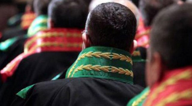 HSYK ve yargı üyesi 113 kişi mahkemeye sevk edildi HSYK ve yargı üyesi 113 kişi mahkemeye sevk edildi