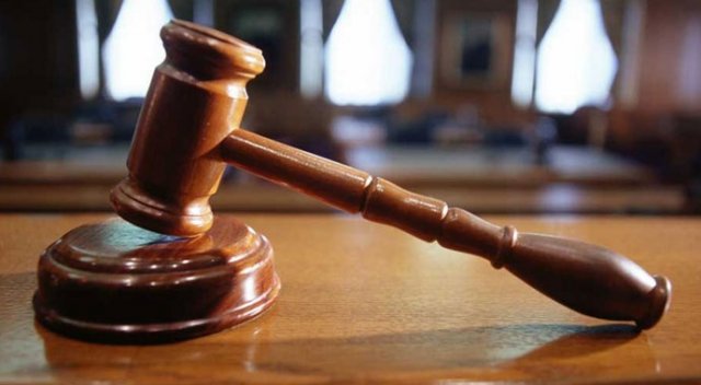 Isparta'da 2 hakim tutuklandı Isparta'da 2 hakim tutuklandı