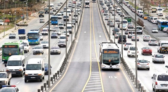 İstanbul'da toplu taşıma ücretsiz İstanbul'da toplu taşıma ücretsiz