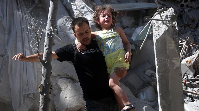 Katil Esad güçleri Halep'te sivilleri vurdu: 5 ölü Katil Esad güçleri Halep'te sivilleri vurdu: 5 ölü