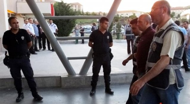 Kayseri'de 29 hakim ve savcı tutuklandı Kayseri'de 29 hakim ve savcı tutuklandı