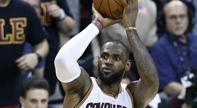 LeBron James'den polis şiddetine tepki LeBron James'den polis şiddetine tepki