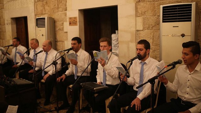 Lübnan'da FETÖ darbe girişiminde şehit düşenler için Kur'an-ı Kerim okutuldu Lübnan'da FETÖ darbe girişiminde şehit düşenler için Kur'an-ı Kerim okutuldu