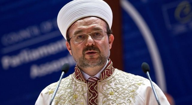 Türkiye genelindeki 85 bin camide şehitler için sala okunacak Türkiye genelindeki 85 bin camide şehitler için sala okunacak