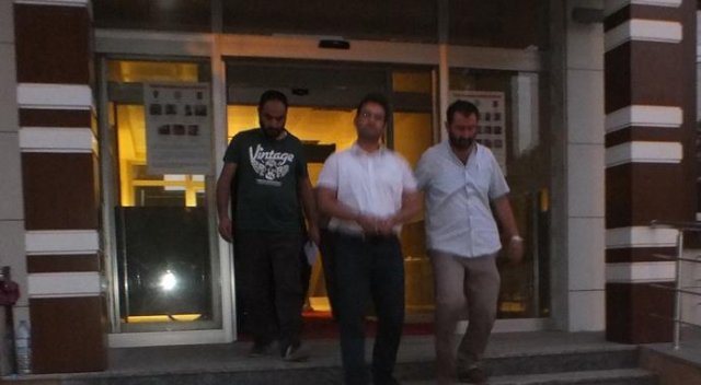 Muş&#039;da iki polis tutuklandı