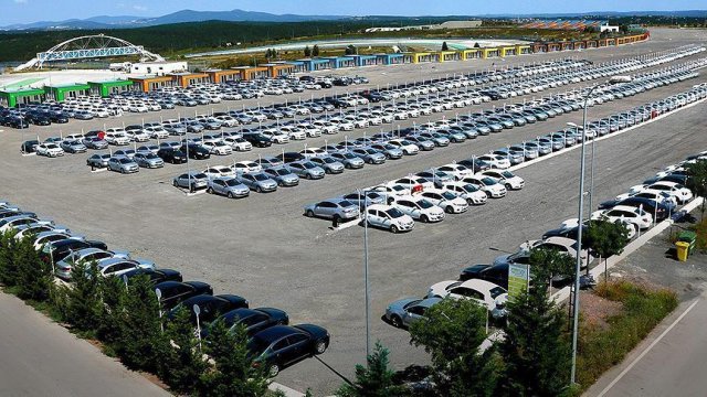Otomobil ve hafif ticari araç pazarı büyüdü Otomobil ve hafif ticari araç pazarı büyüdü