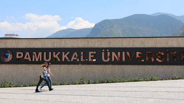 Pamukkale Üniversitesinde 43 personel açığa alındı