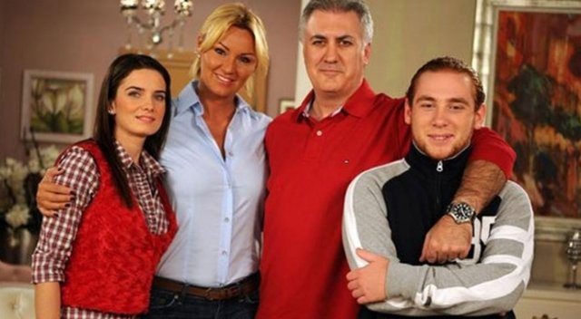 Pınar Altuğ ve Tamer Karadağlı yine birarada Pınar Altuğ ve Tamer Karadağlı yine birarada