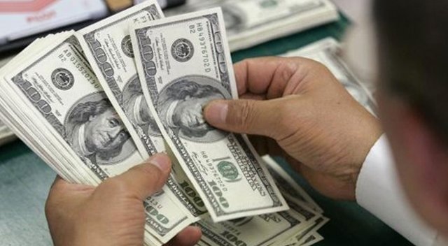 Serbest piyasada dolar 3.0 lirayı, euro 3.3 lirayı aştı