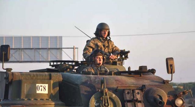 Tekirdağ&#039;dan 15 tank İstanbul&#039;a hareket etti