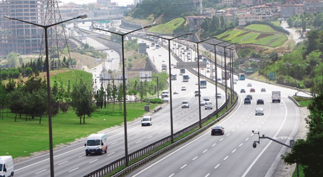 Trafik yoğunluğu yüzde 6’ya düştü, İstanbul rahatladı Trafik yoğunluğu yüzde 6’ya düştü, İstanbul rahatladı