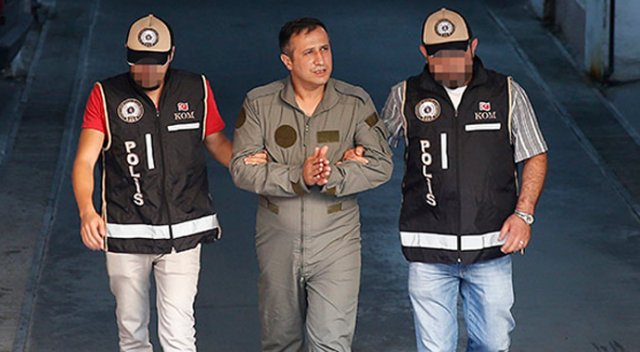Tüm Türkiye&#039;de darbecilere gözaltı dalgası