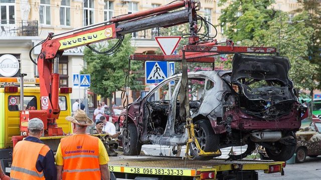 Ukrayna'da arabasına bomba konulan gazeteci öldü Ukrayna'da arabasına bomba konulan gazeteci öldü
