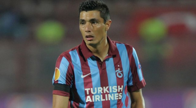 Cardozo Olympiacos yolunda
