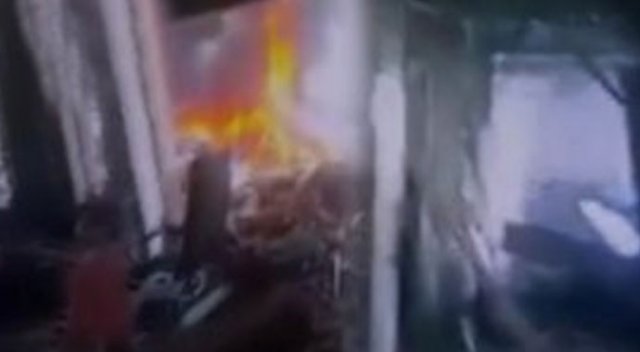 Elazığ'daki patlamanın ardından bina içinden şok görüntüler Elazığ'daki patlamanın ardından bina içinden şok görüntüler