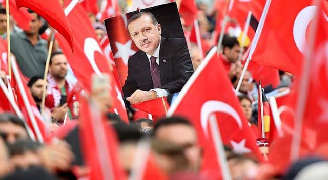 FETÖ'den Belçika'daki Türklere baskı ve tehdit FETÖ'den Belçika'daki Türklere baskı ve tehdit