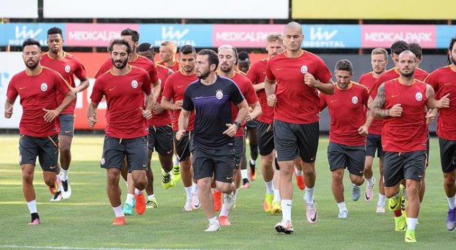 Galatasaray'ın 'hayal kırıklığı' Çin'e gidiyor Galatasaray'ın 'hayal kırıklığı' Çin'e gidiyor