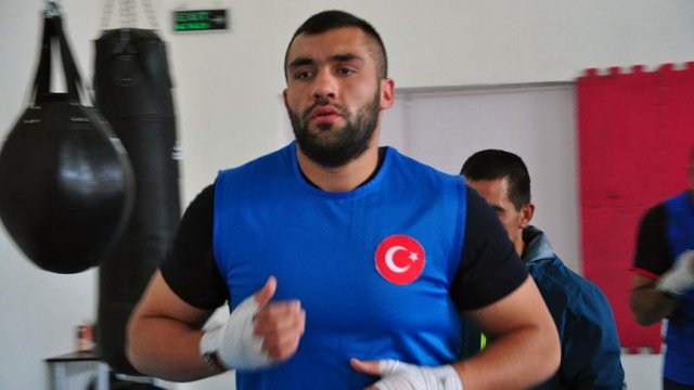 Milli boksör Ali Eren Demirezen olimpiyatlara veda etti Milli boksör Ali Eren Demirezen olimpiyatlara veda etti