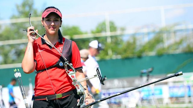 Milli okçu Yasemin sıralamada 25'inci oldu Milli okçu Yasemin sıralamada 25'inci oldu