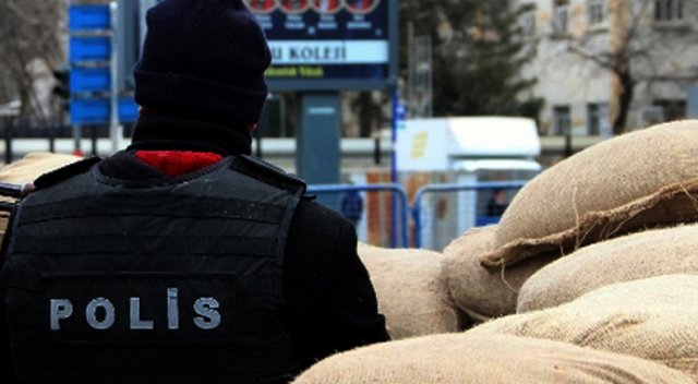 Polis memurlarının izinleri ikinci bir emre kadar kapalı Polis memurlarının izinleri ikinci bir emre kadar kapalı