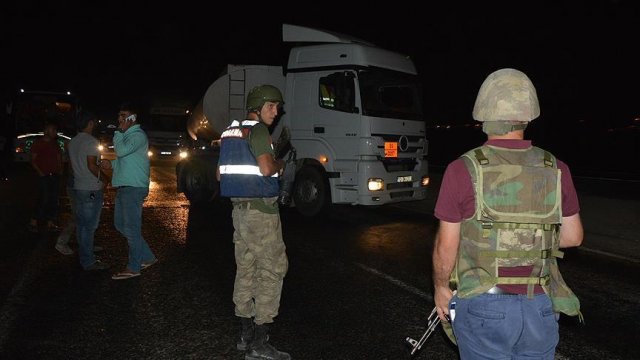 Tunceli-Ovacık karayolu ulaşıma kapatıldı Tunceli-Ovacık karayolu ulaşıma kapatıldı