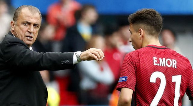 Zorlu maç öncesi Emre Mor sürprizi Zorlu maç öncesi Emre Mor sürprizi