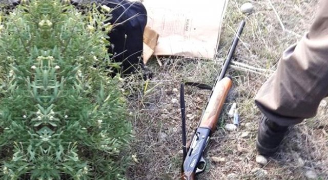 12 yaşındaki çocuk akrabasını kazara tüfekle vurup öldürdü 12 yaşındaki çocuk akrabasını kazara tüfekle vurup öldürdü
