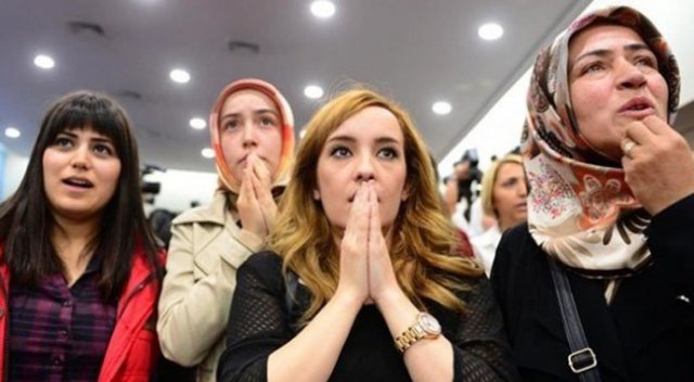 13 bin öğretmenin kamu sevinci