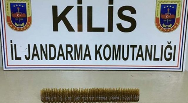 178 adet tıbbi ilaç ele geçirildi 178 adet tıbbi ilaç ele geçirildi