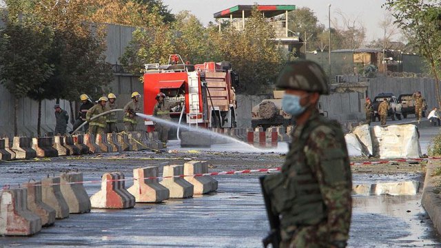 Afganistan'da intihar saldırıları: 25 ölü Afganistan'da intihar saldırıları: 25 ölü