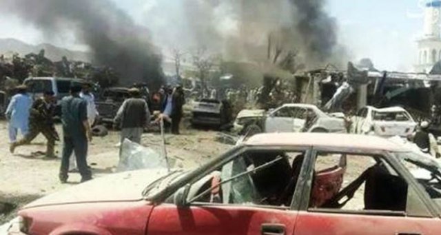 Afganistan&#039;da yardım vakfına bombalı saldırı