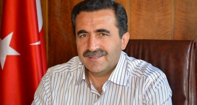 AK Parti’den ihraç edilen belediye başkanı tutuklandı