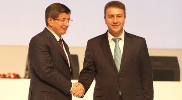 AK Partili Budak'ı çocuğunun gözü önünde katlettiler AK Partili Budak'ı çocuğunun gözü önünde katlettiler