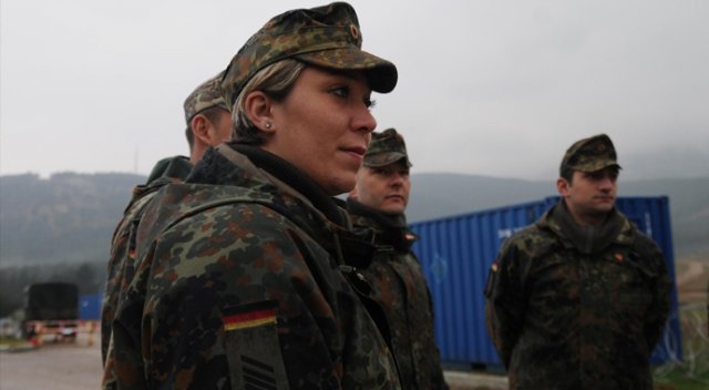 Alman askerler Irak’tan ayrılıyor Alman askerler Irak’tan ayrılıyor