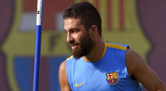 Arda Turan&#039;dan alkışlanacak hareket!