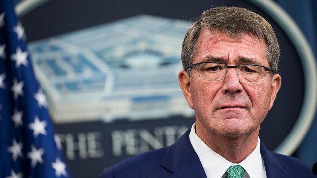 Ashton Carter: Suriyeli Kürtlerle çalışmaya devam edilmesini destekliyorum Ashton Carter: Suriyeli Kürtlerle çalışmaya devam edilmesini destekliyorum
