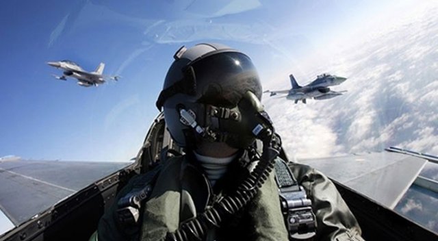 Askeri pilot olmak için yoğun talep Askeri pilot olmak için yoğun talep