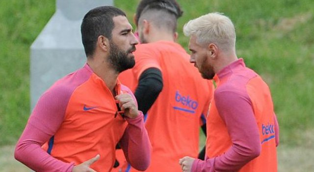 Barcelona&#039;da Messi şoku! Arda&#039;yı yakından ilgilendiriyor...