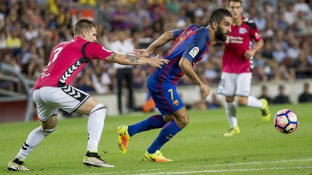 Barcelona&#039;ya Alaves şoku