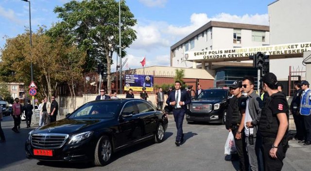 Başbakan polislere telsizden seslendi Başbakan polislere telsizden seslendi