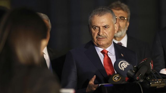 Başbakan Yıldırım&#039;dan &#039;kart ve banka kredi taksitinde artış&#039; açıklaması
