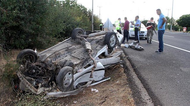 Bayram tatilinin ilk 3 gününün acı bilançosu: 29 ölü, 122 yaralı Bayram tatilinin ilk 3 gününün acı bilançosu: 29 ölü, 122 yaralı