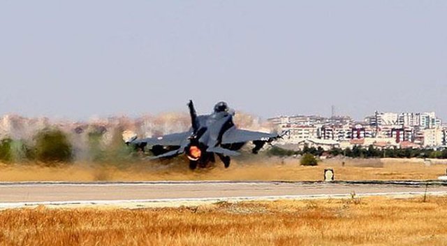 Bayramlaştıktan sonra operasyon için havalandılar