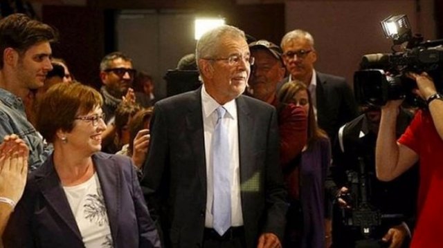 Bellen'den haddini aşan Türkiye açıklaması Bellen'den haddini aşan Türkiye açıklaması