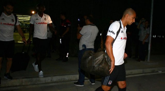 Beşiktaş 4 eksikle İzmir’de Beşiktaş 4 eksikle İzmir’de