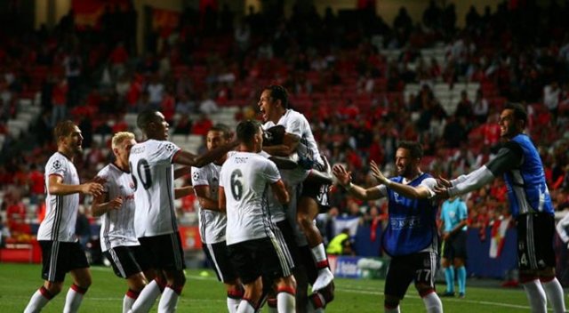 Beşiktaşlı yıldız en iyi 11'e girdi!