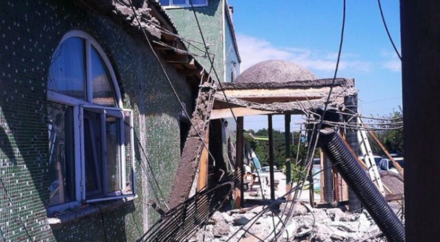 Beton kolonlar işçilerin üstüne yıkıldı: 1 ölü, 1 yaralı