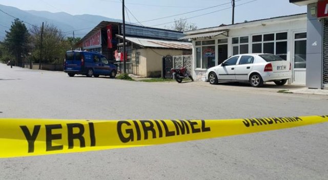 Bıçakla dehşet saçtı: 1 ölü 6 yaralı